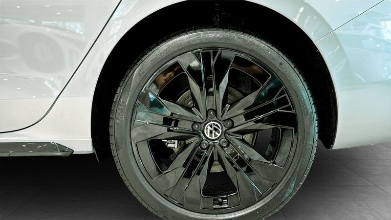 Volkswagen Passat bild 6