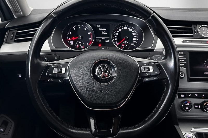 Volkswagen Passat bild 5