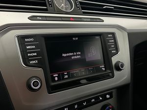 Volkswagen Passat bild 11
