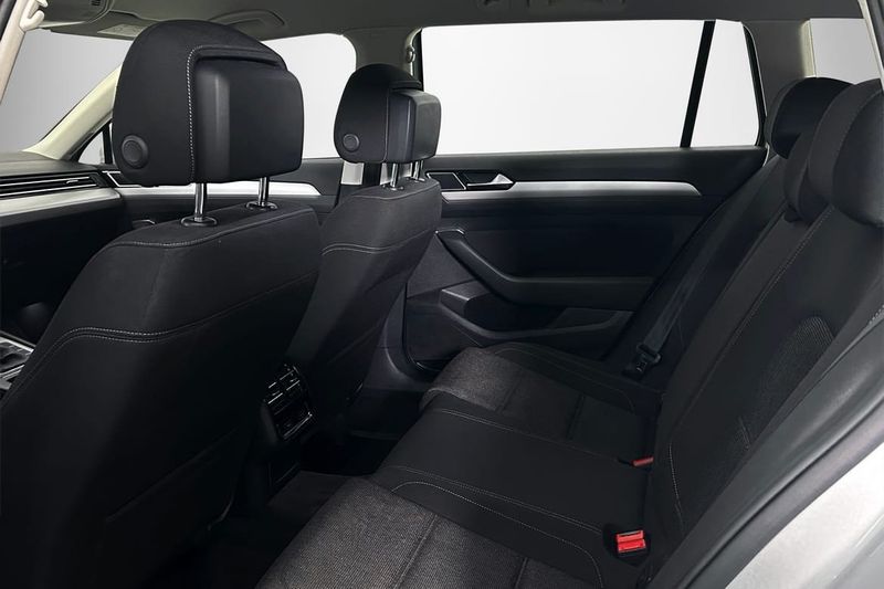 Volkswagen Passat bild 7