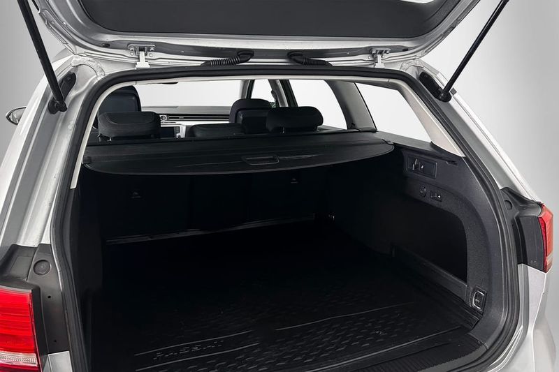 Volkswagen Passat bild 16