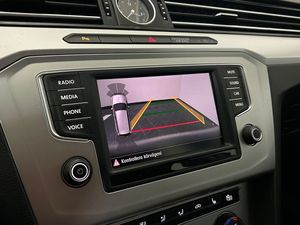 Volkswagen Passat bild 13