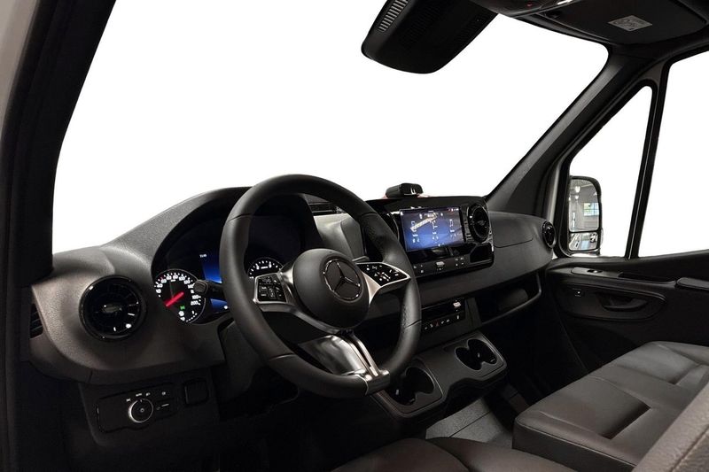 Mercedes Sprinter bild 11
