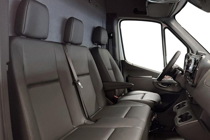 Mercedes Sprinter bild 15