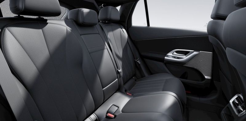 Mercedes GLC300 bild 6