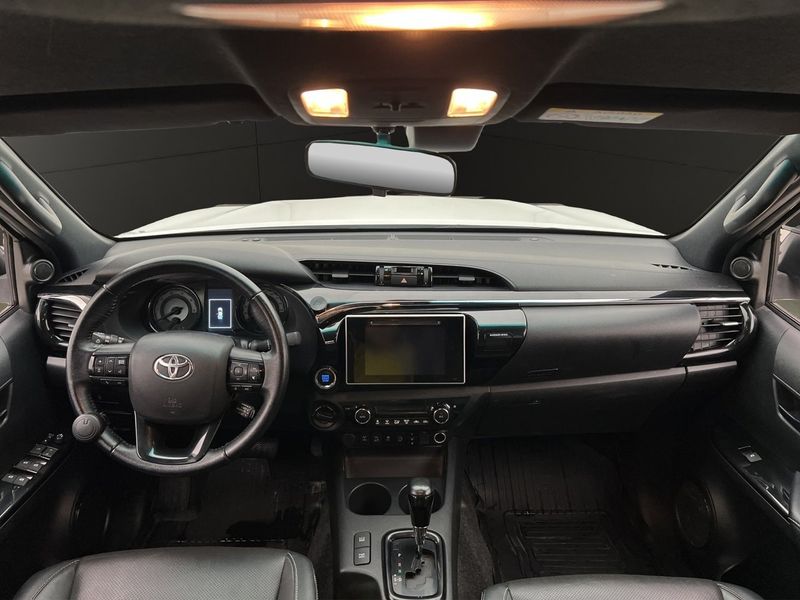 Toyota Hilux bild 14