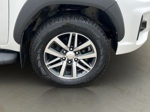 Toyota Hilux bild 32