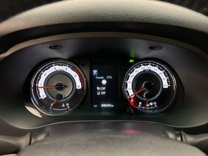 Toyota Hilux bild 18