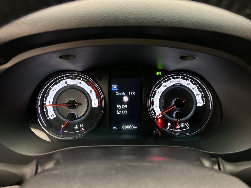 Toyota Hilux bild 18