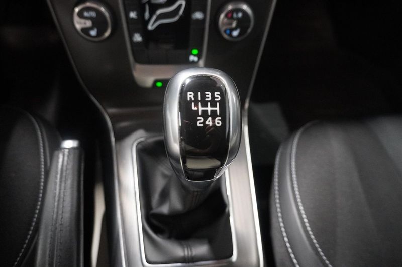 Volvo V40 bild 23