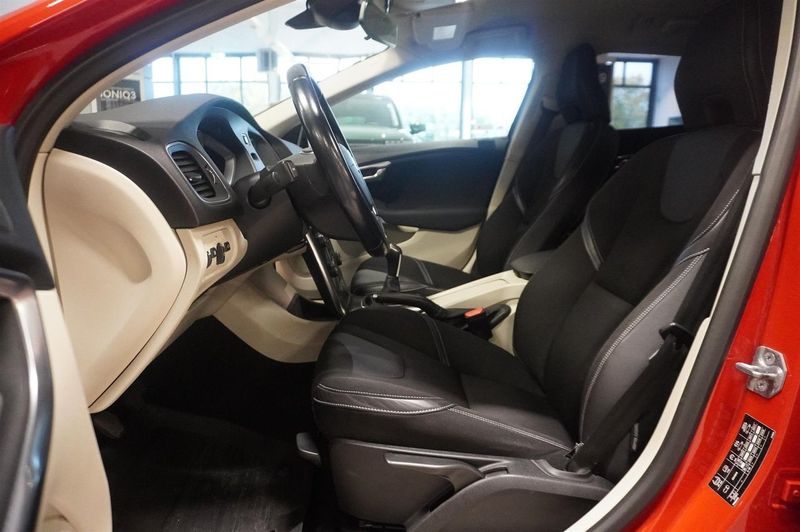 Volvo V40 bild 15