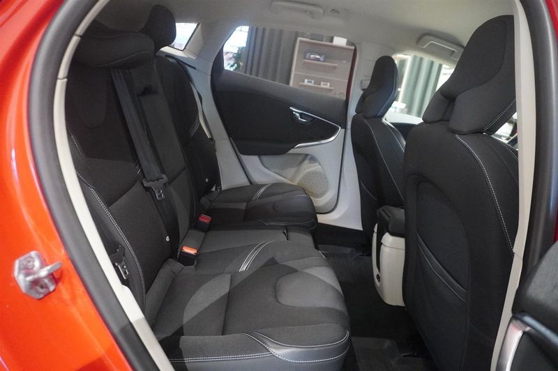 Volvo V40 bild 11