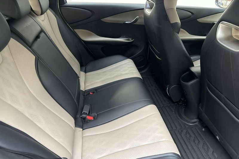 BYD Dolphin bild 8