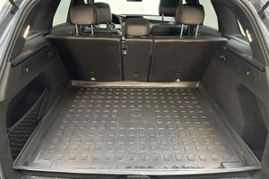 Mercedes GLC220 bild 9