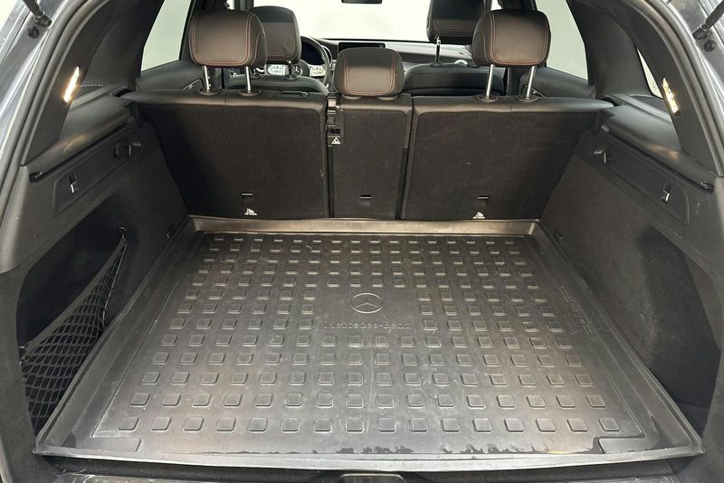 Mercedes GLC220 bild 9