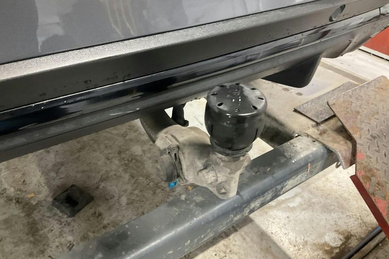 Mercedes GLC220 bild 14
