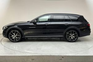 Mercedes E220 bild 2