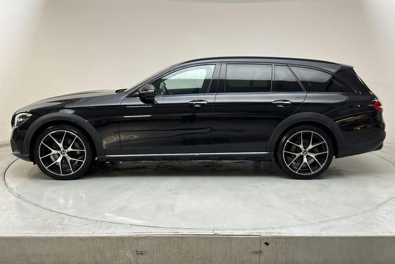 Mercedes E220 bild 2