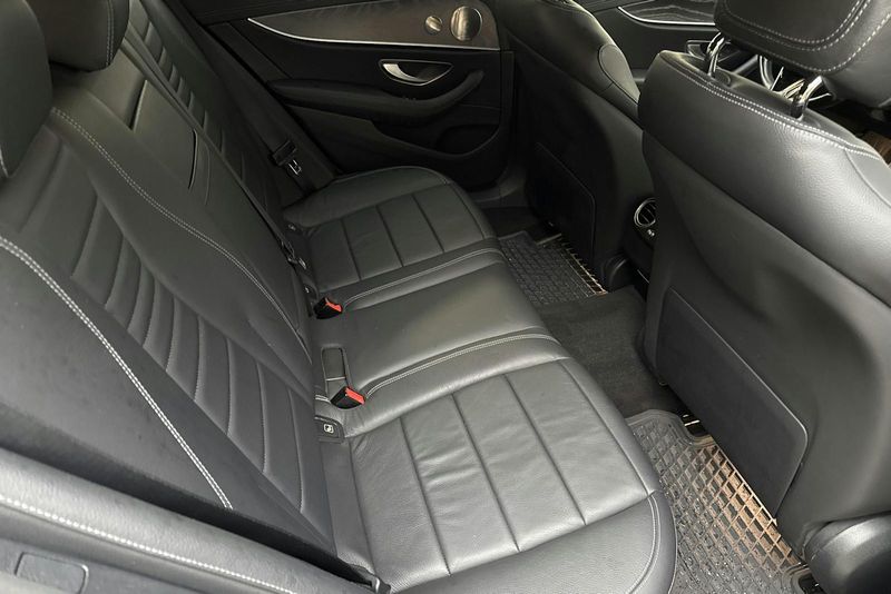 Mercedes E220 bild 8