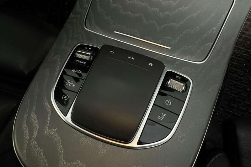 Mercedes E220 bild 14