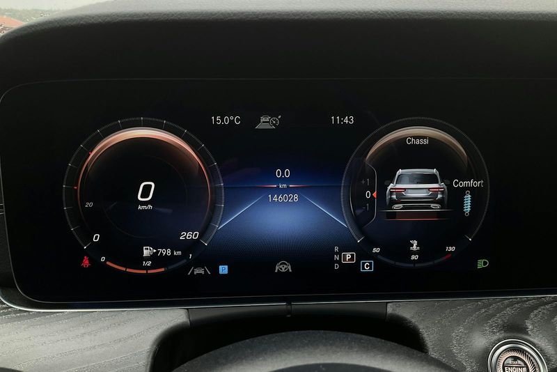 Mercedes E220 bild 10