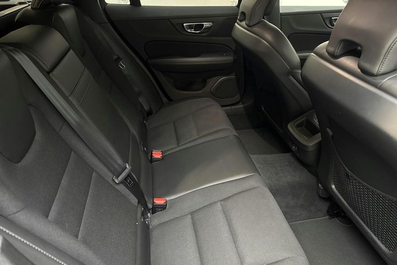 Volvo V60 bild 8