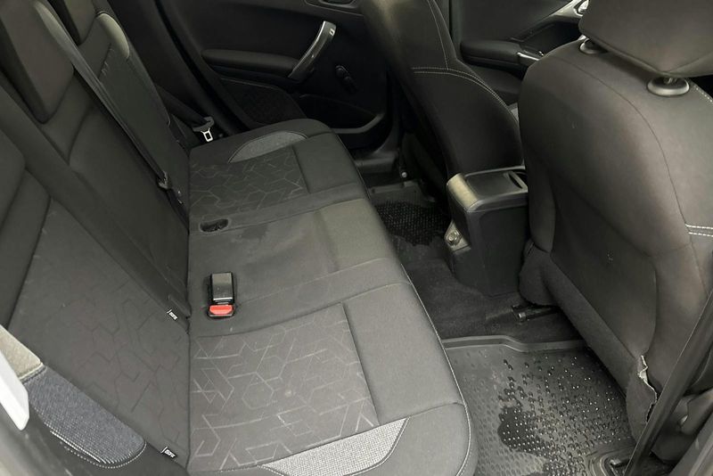 Peugeot 2008 bild 8