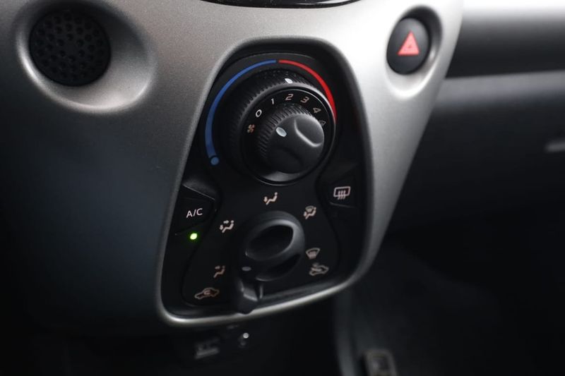Toyota Aygo bild 24