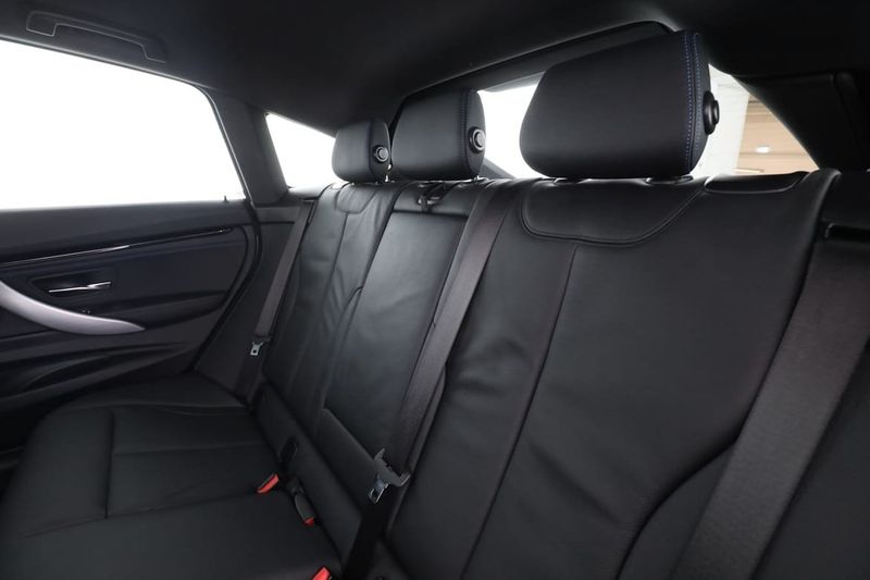 BMW 320 bild 15