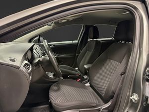 Opel Astra bild 8