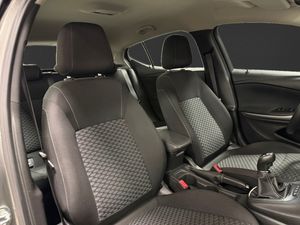 Opel Astra bild 11