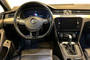 Volkswagen Passat bild 13