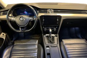 Volkswagen Passat bild 12