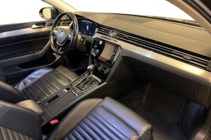Volkswagen Passat bild 8