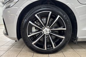 Volvo V60 bild 18