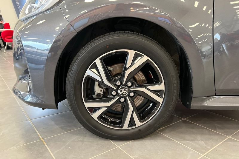 Toyota Yaris bild 17