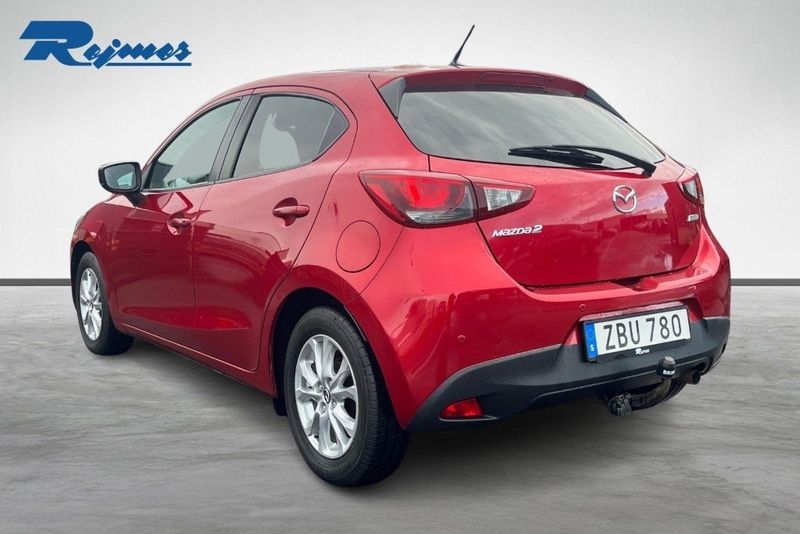 Mazda 2 bild 2