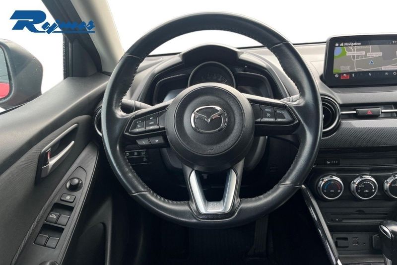 Mazda 2 bild 8