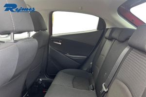 Mazda 2 bild 14
