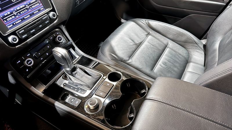 Volkswagen Touareg bild 17
