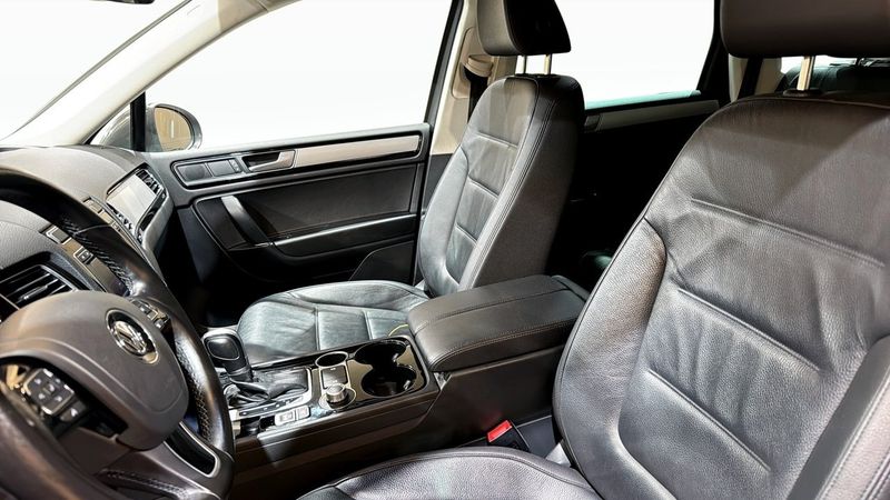 Volkswagen Touareg bild 8