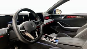 Volkswagen Passat bild 7