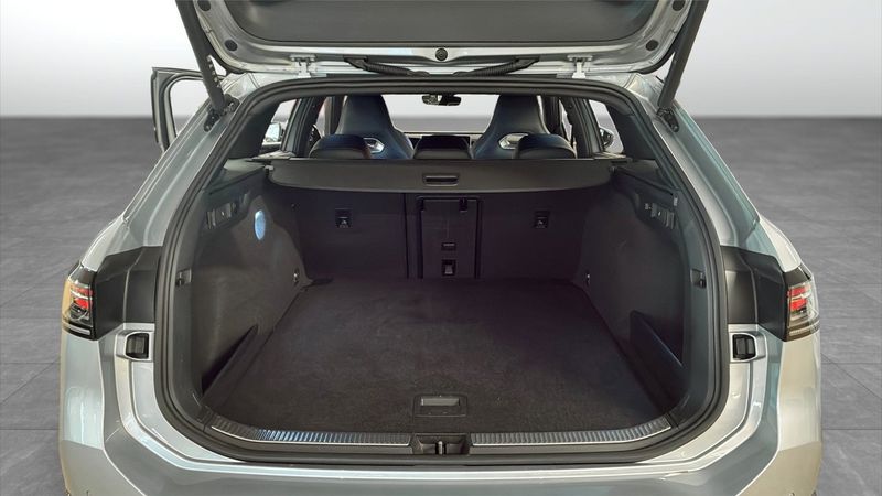 Volkswagen Passat bild 12