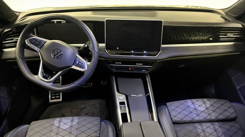 Volkswagen Passat bild 10
