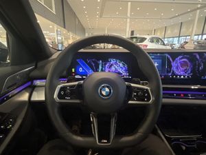 BMW 530 bild 11