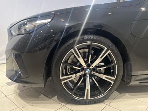 BMW 530 bild 9