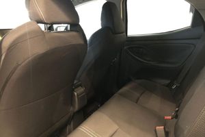 Toyota Yaris bild 13