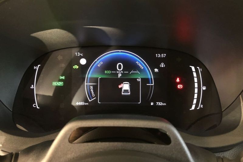 Toyota Yaris bild 16