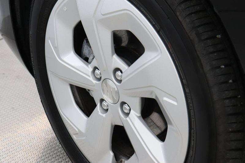 Suzuki Swift bild 17