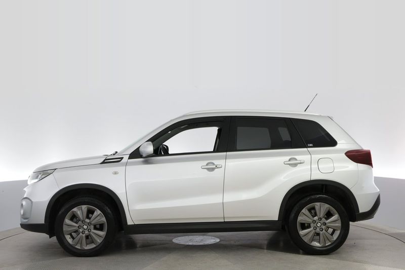 Suzuki Vitara bild 2